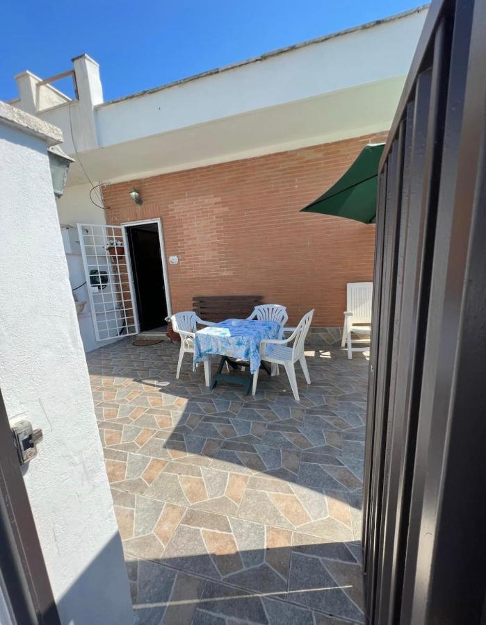 Villa Pisola Fiumicino Airport - Seafront Exterior foto